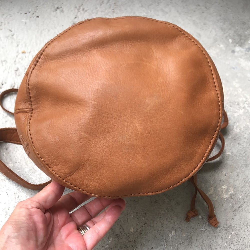 Linea Pelle drawstring bag - Picture 2 of 5